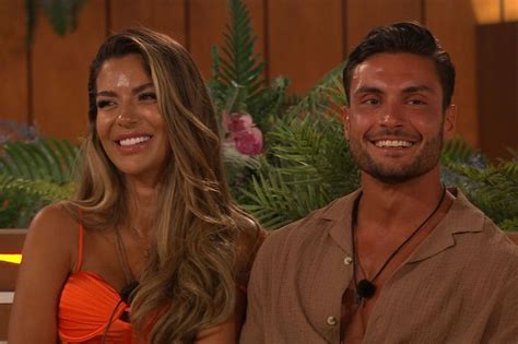 love island odds 2022.
